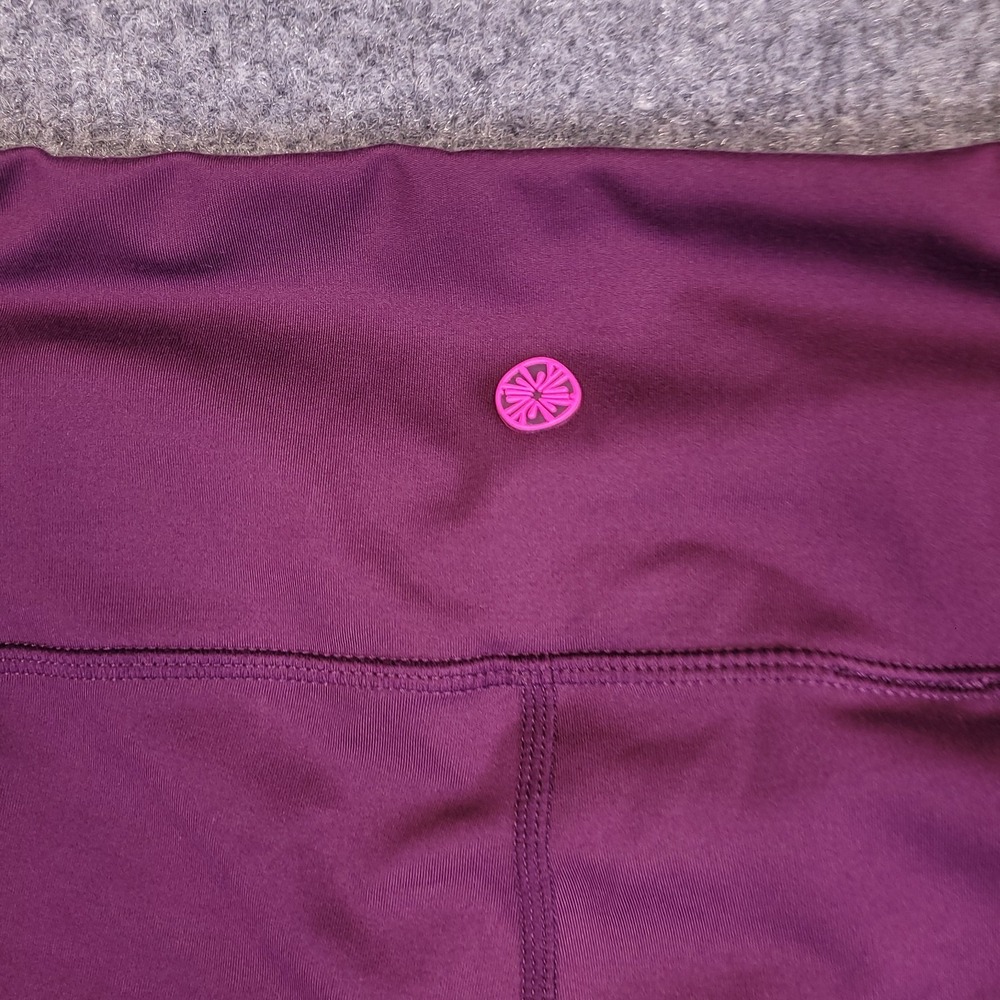 Lilly Pulitzer Luxletic Cropped Leggings Women M Purple Floral Athletic Gym Yoga - Picture 3 of 13